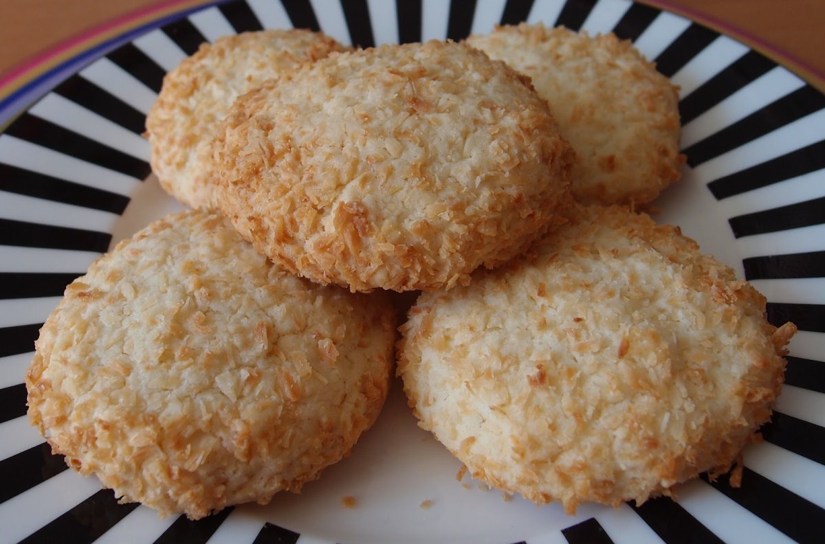 Coconut Biscuit