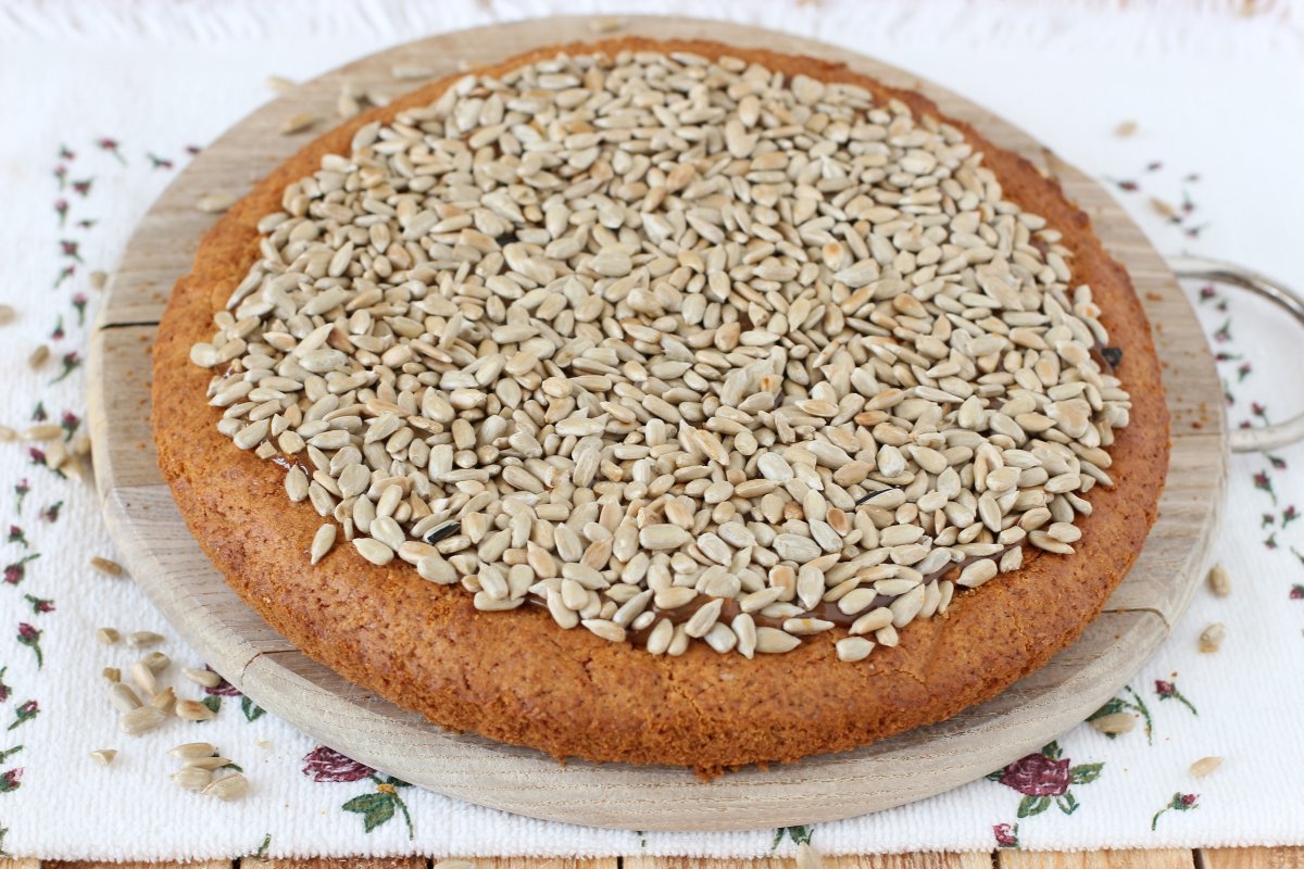 Пирог с зеленым луком и яйцом