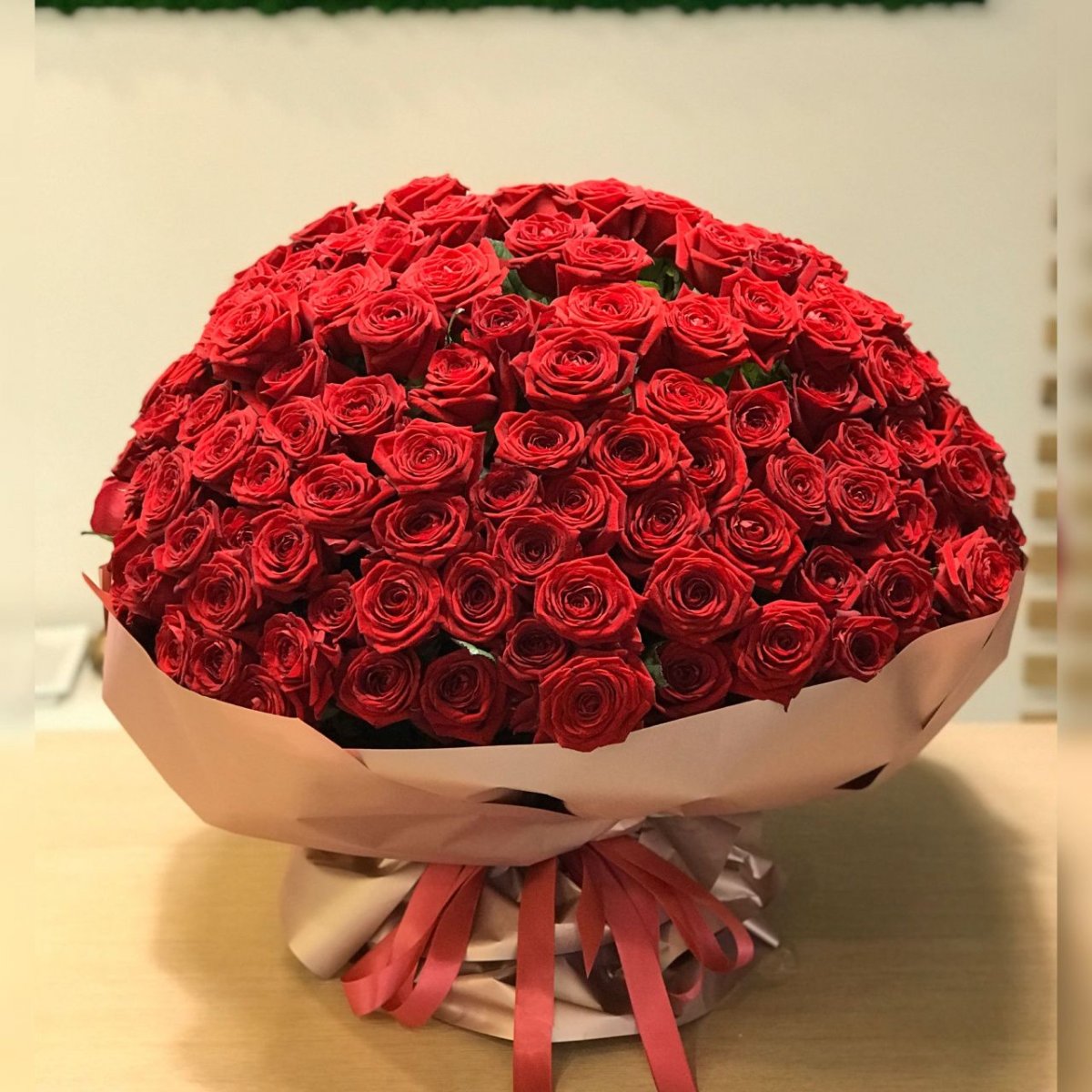Миллион алых роз