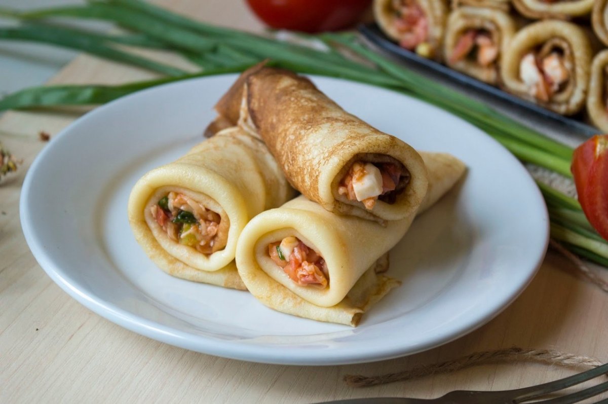 Большие блины с начинкой
