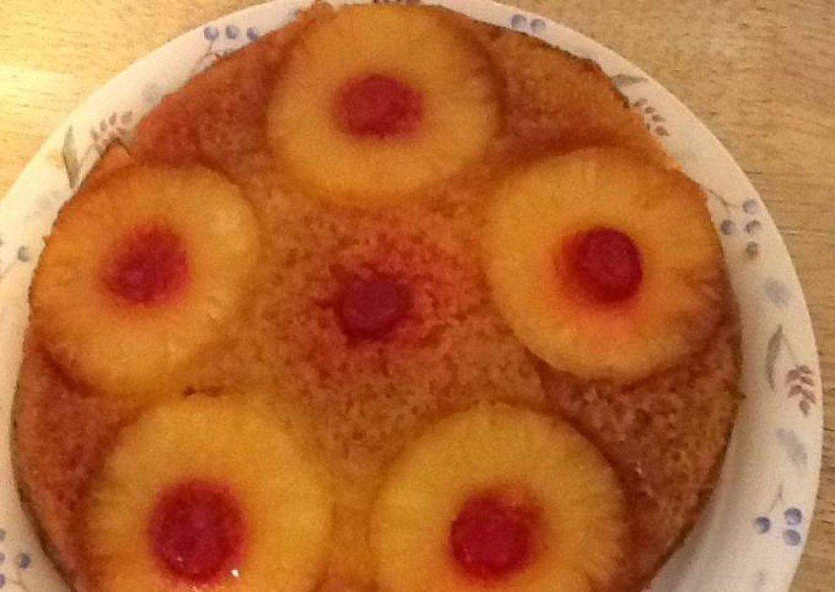 Пирог с ананасами