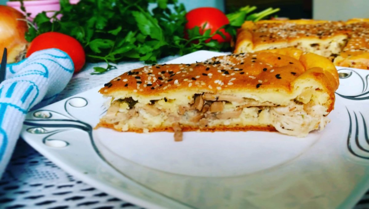 Заливной грибной пирог