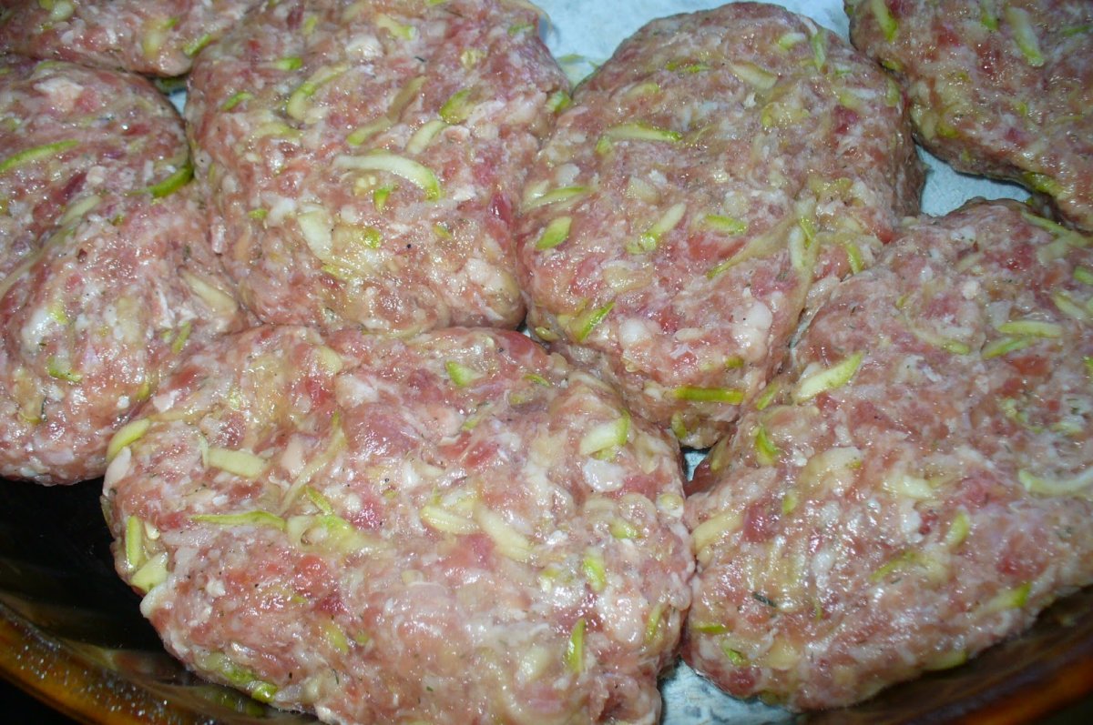 Кабачковые блины с начинкой