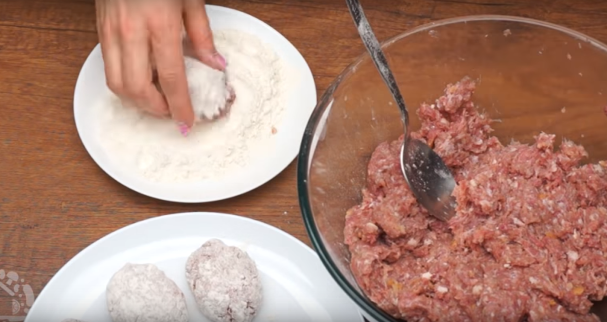 Лепка котлет из фарша