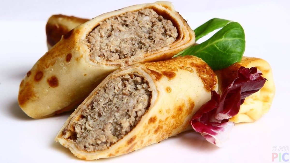 Блинный рулет с курицей
