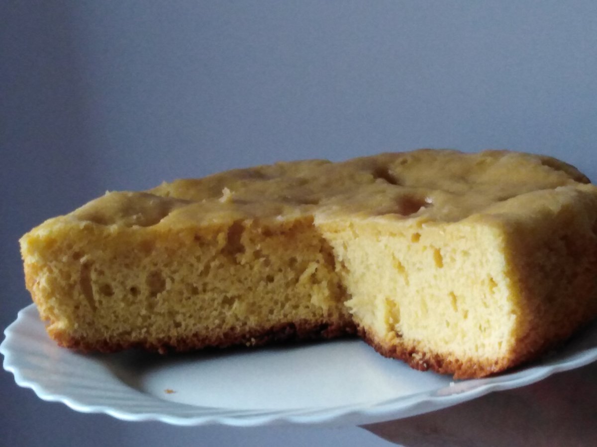 Яблочный пирог с карамелизированными яблоками