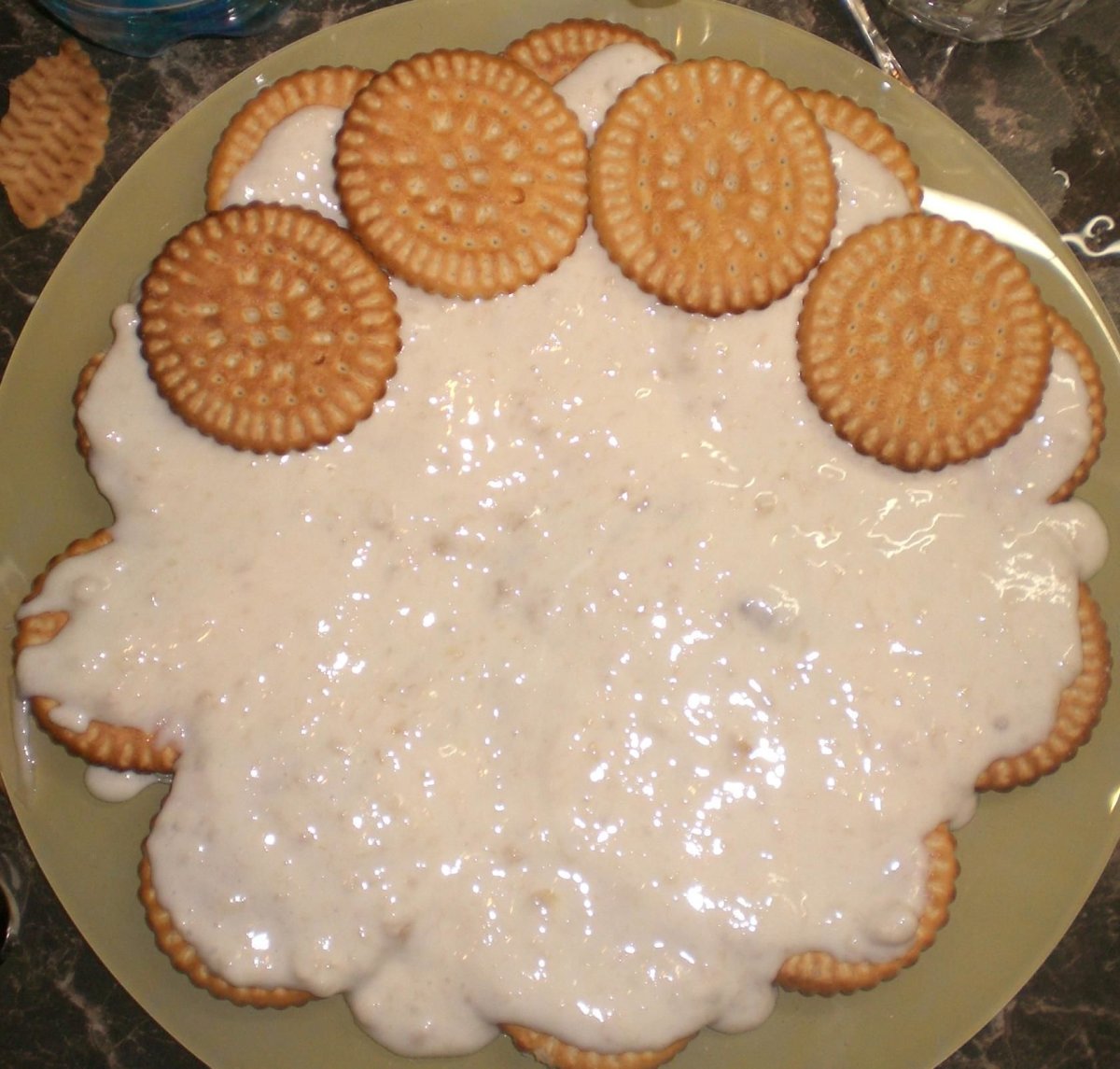 Торт из печенья и сметаны