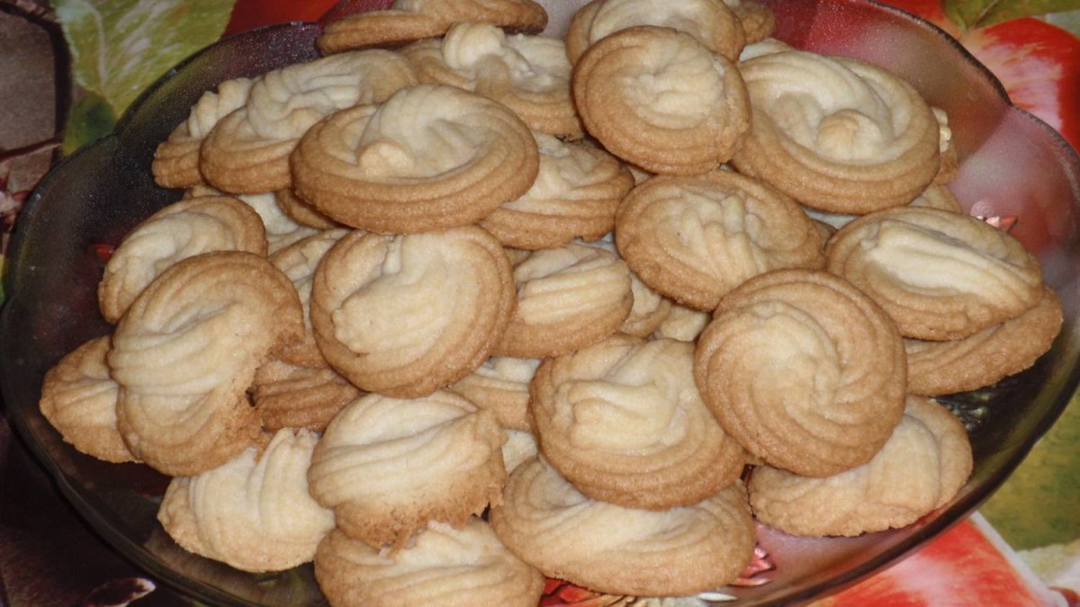Печенье из сметаны и сахара и сметаны розочки