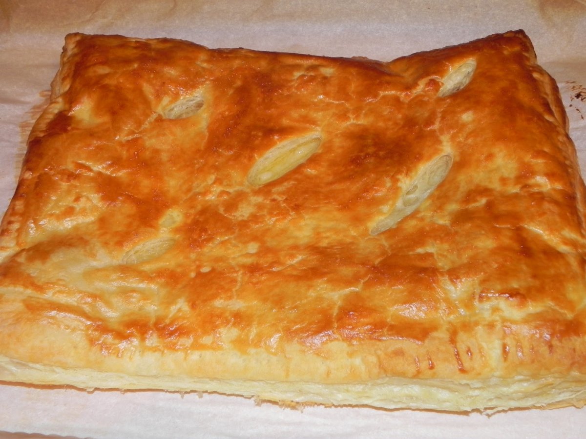 Пирог из лаваша с сыром