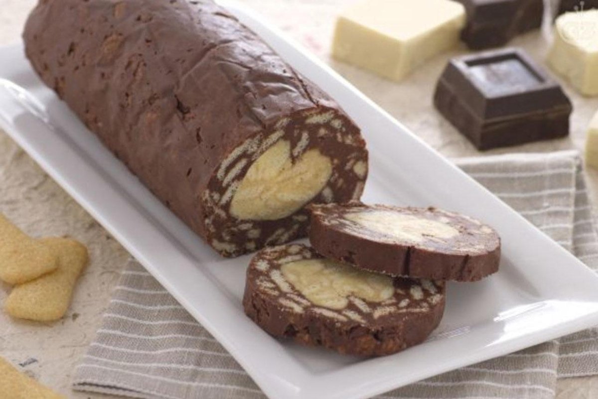 Сладкая колбаска из печенья со сгущенкой
