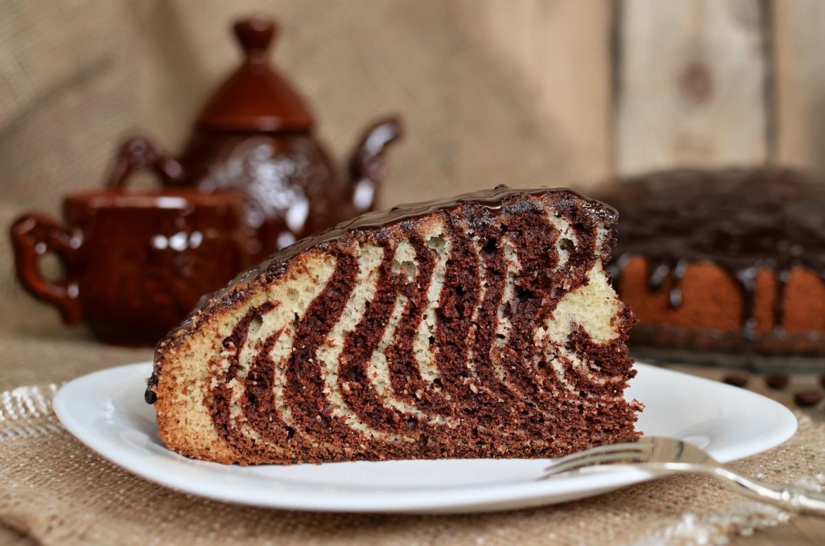 Пирог Зебра с маком и какао