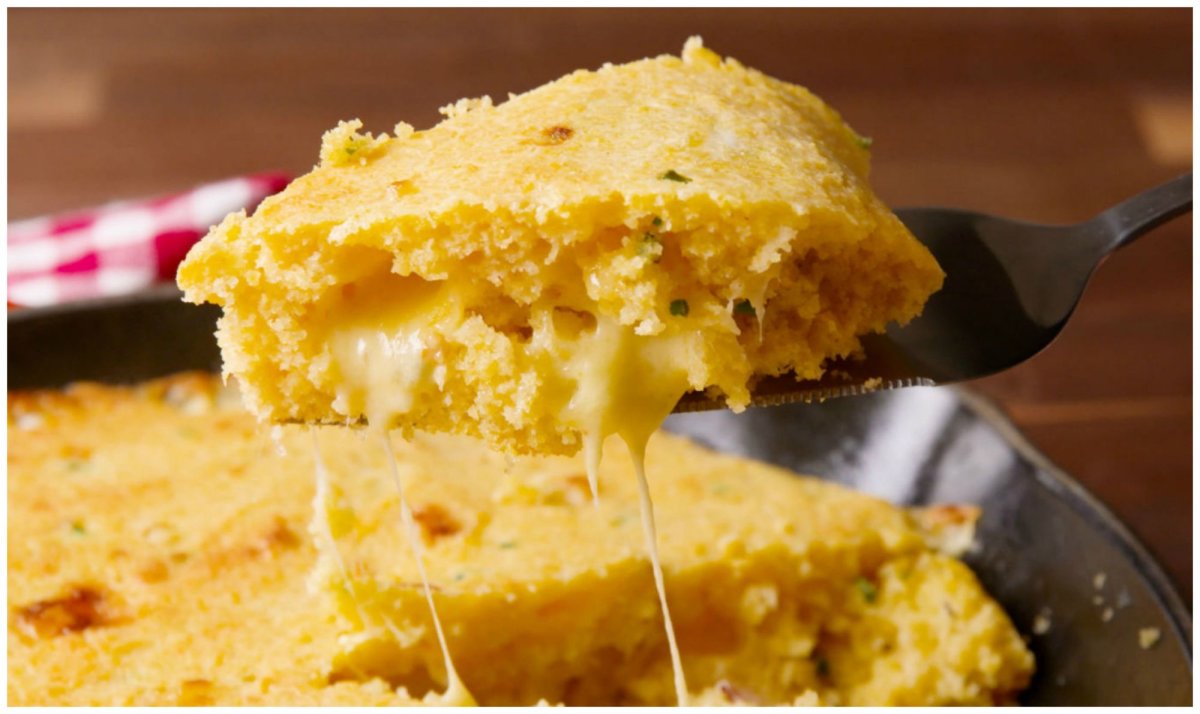 Хачапури с творогом и сыром
