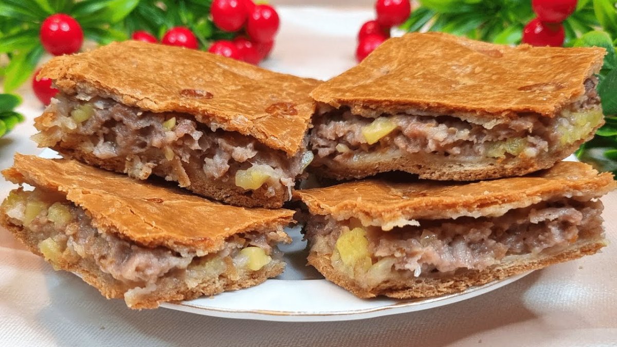 Пирог с мясом и картошкой