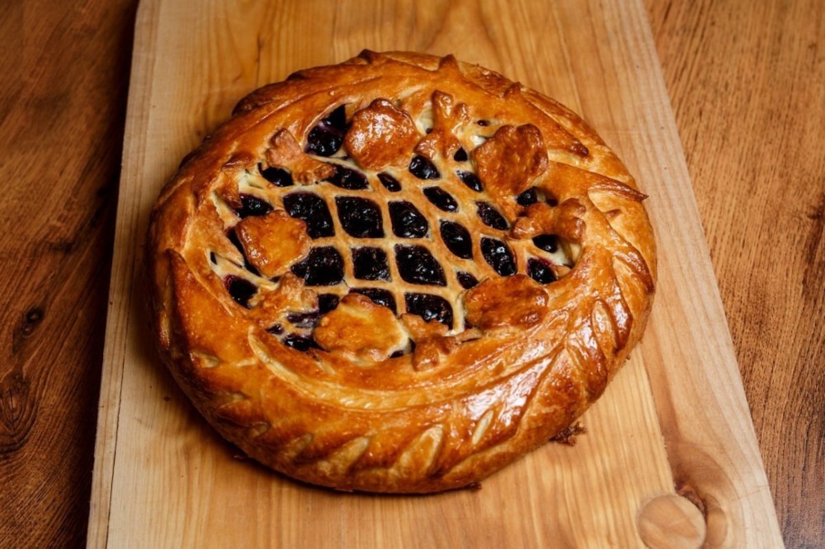 Каравай с начинкой
