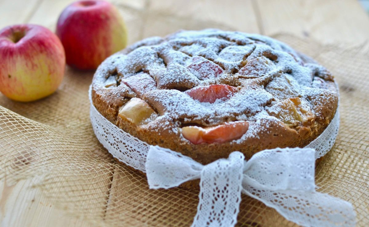 Пирог с зеленым луком и яйцом