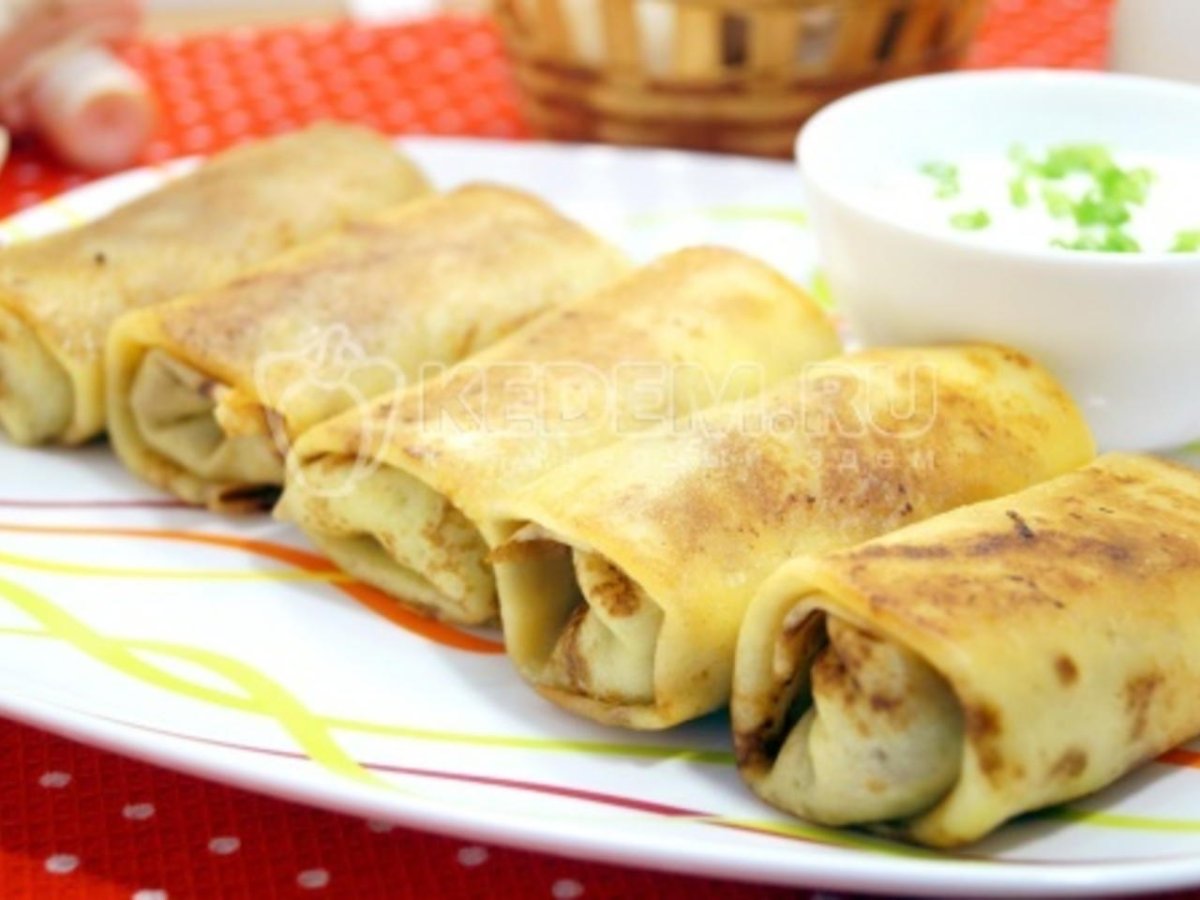 Блины с начинкой из фарша