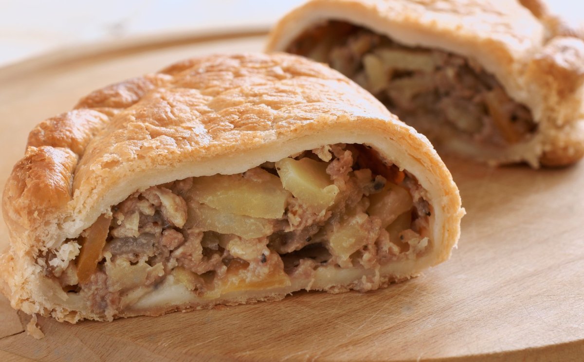 Пирог с капустой и грибами