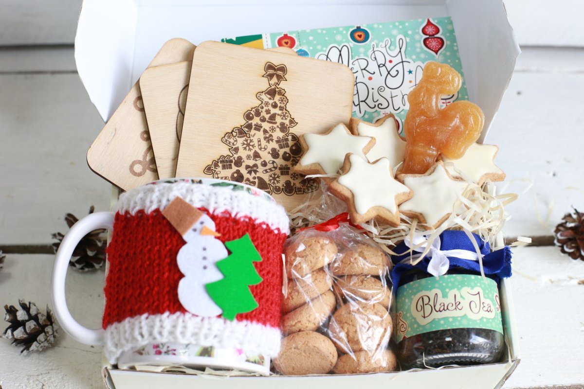 Коробка новогодняя для печенья