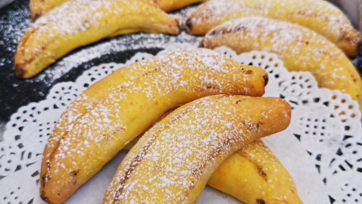 Ванильный пудинг с бананом и печеньем