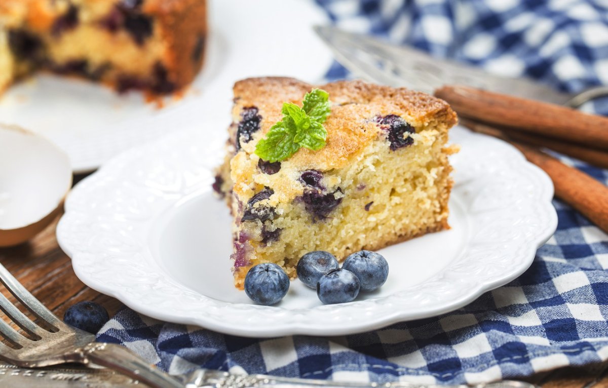 Шарлотка с яблоками