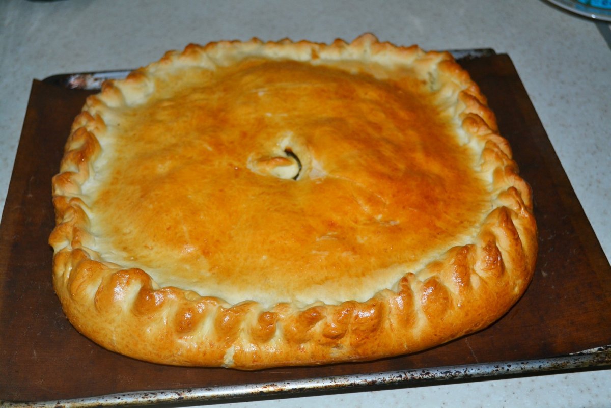 Мясной пирог в духовке