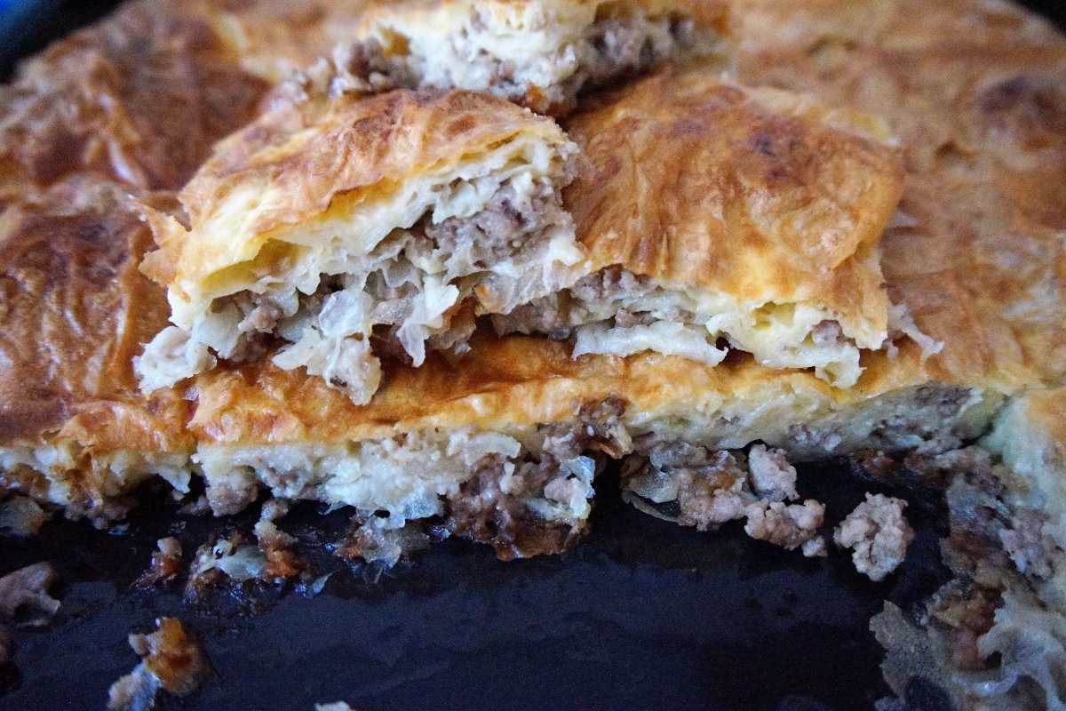 Мясной пирог украшение