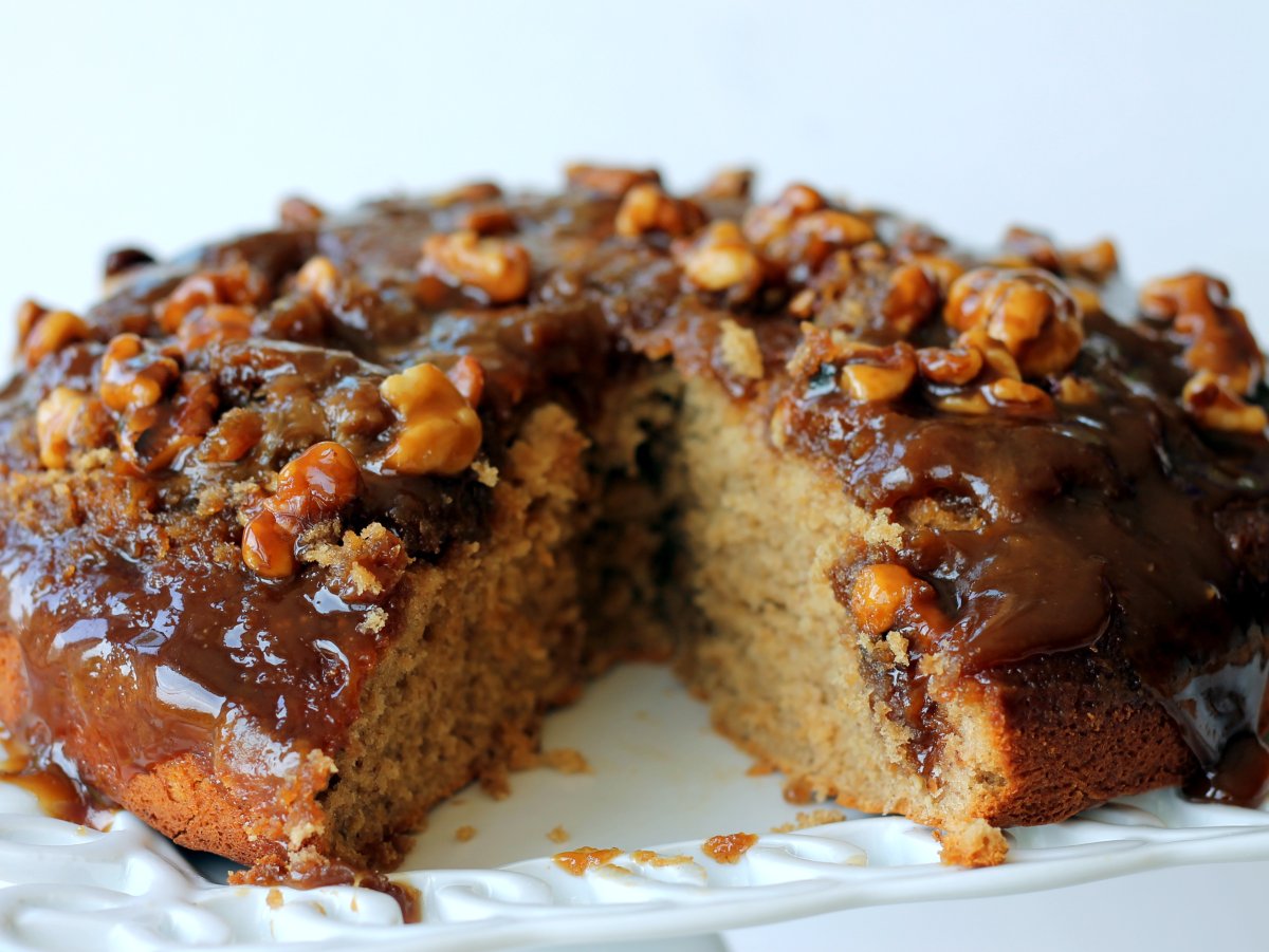 Apple Walnut Caramel Cake