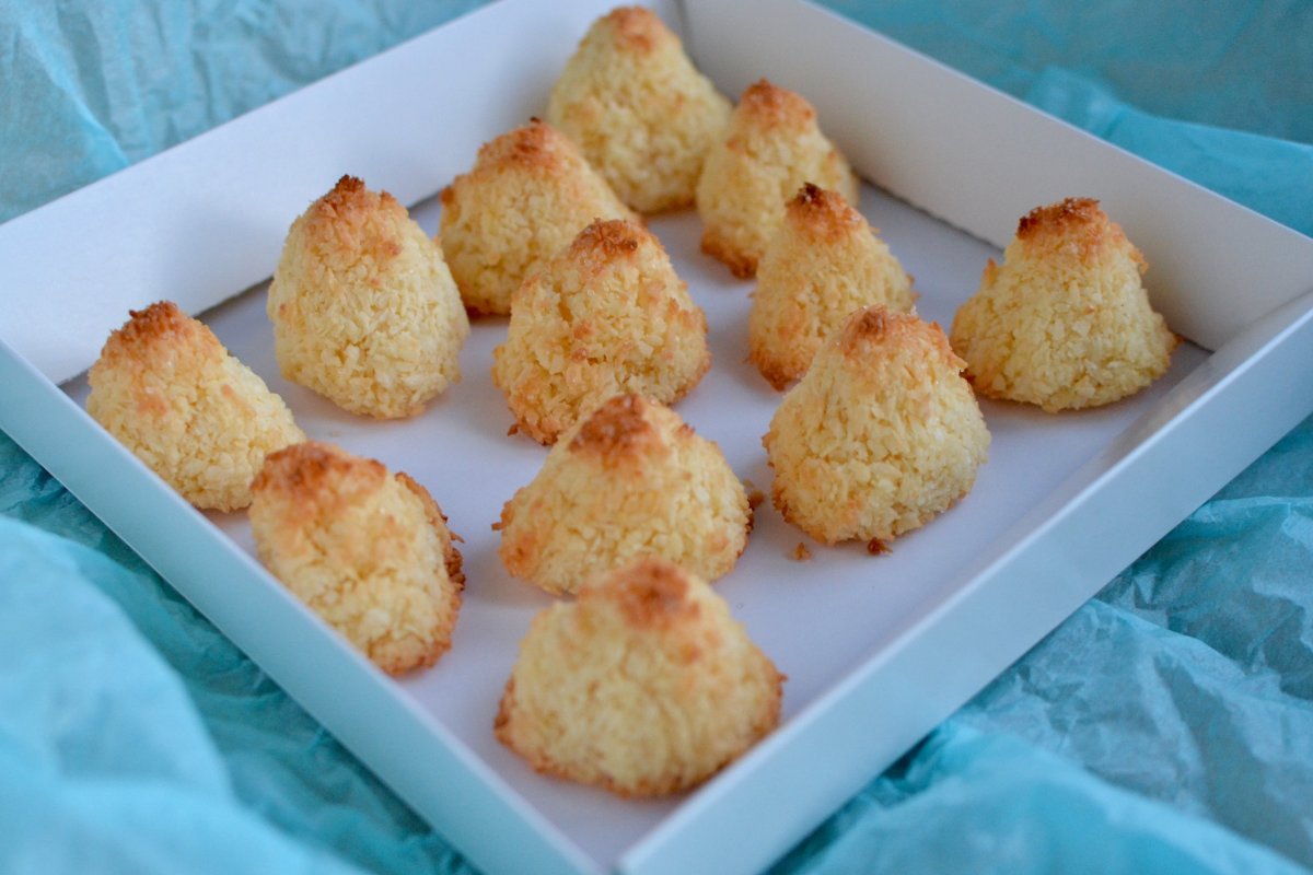 Печенье с кокосовой посыпкой
