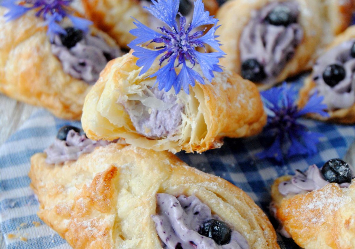 Слойки с кремом