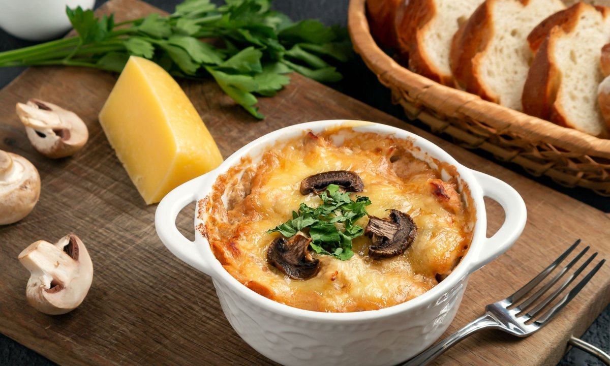 Выпечка розочки с яблоками