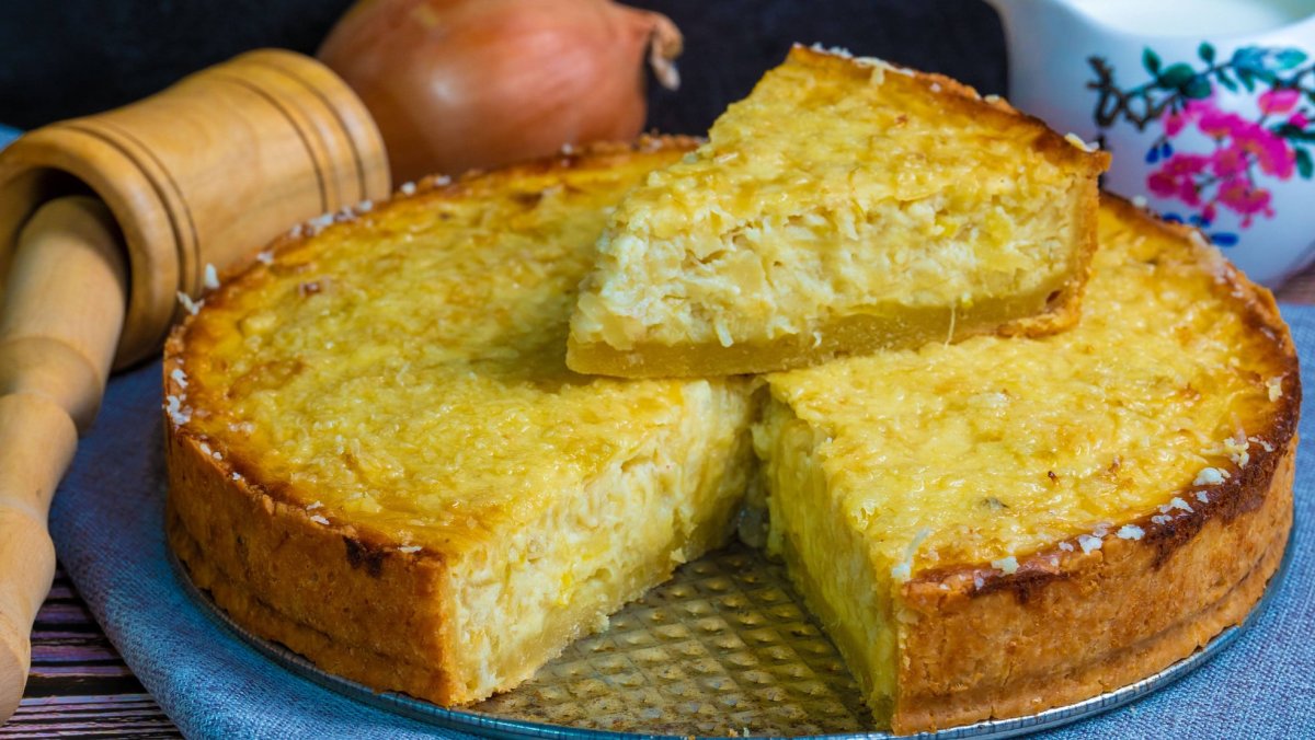 Пирог с яйцом открытый