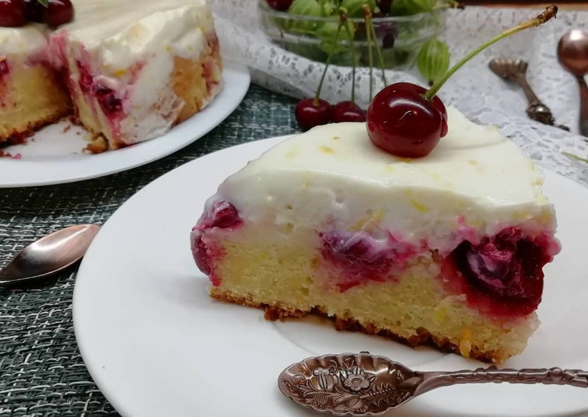 Цветаевский пирог с вишней