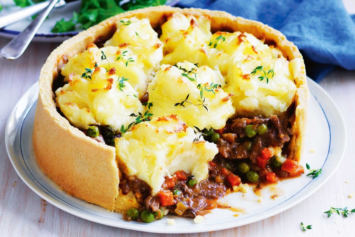 Аппетитный пирог с мясом