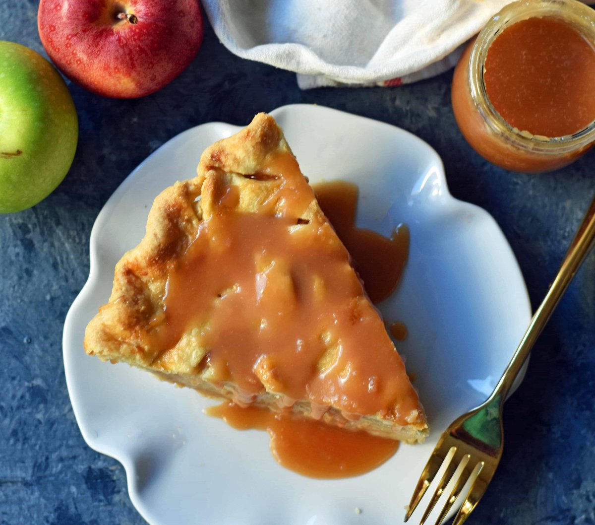 Пирог карамельно яблочный Cheesecake