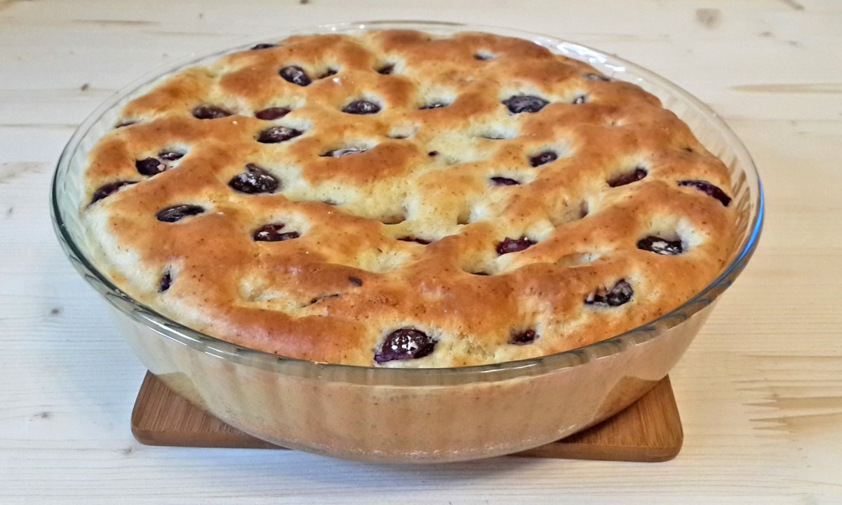 Булочки с изюмом