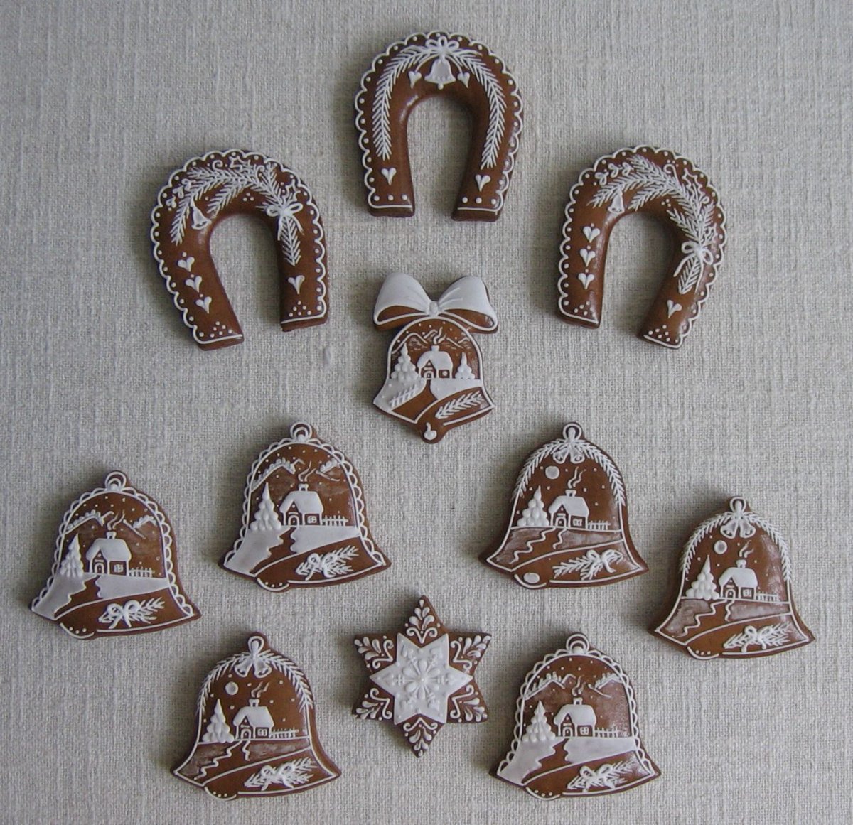Песочный рогалик с сахаром