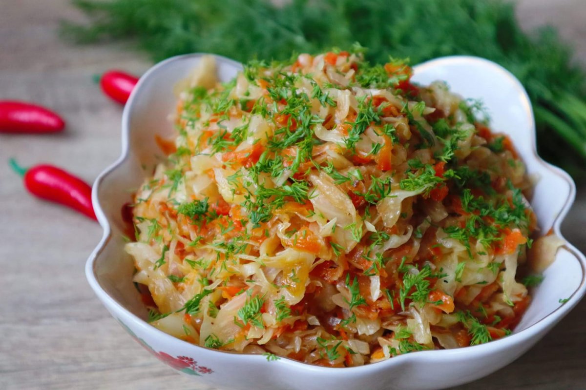 Вкусная тушеная капуста