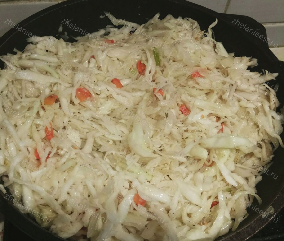 Пирог из капусты и моркови
