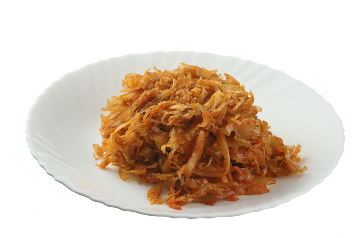 Белокочанная капуста тушеная