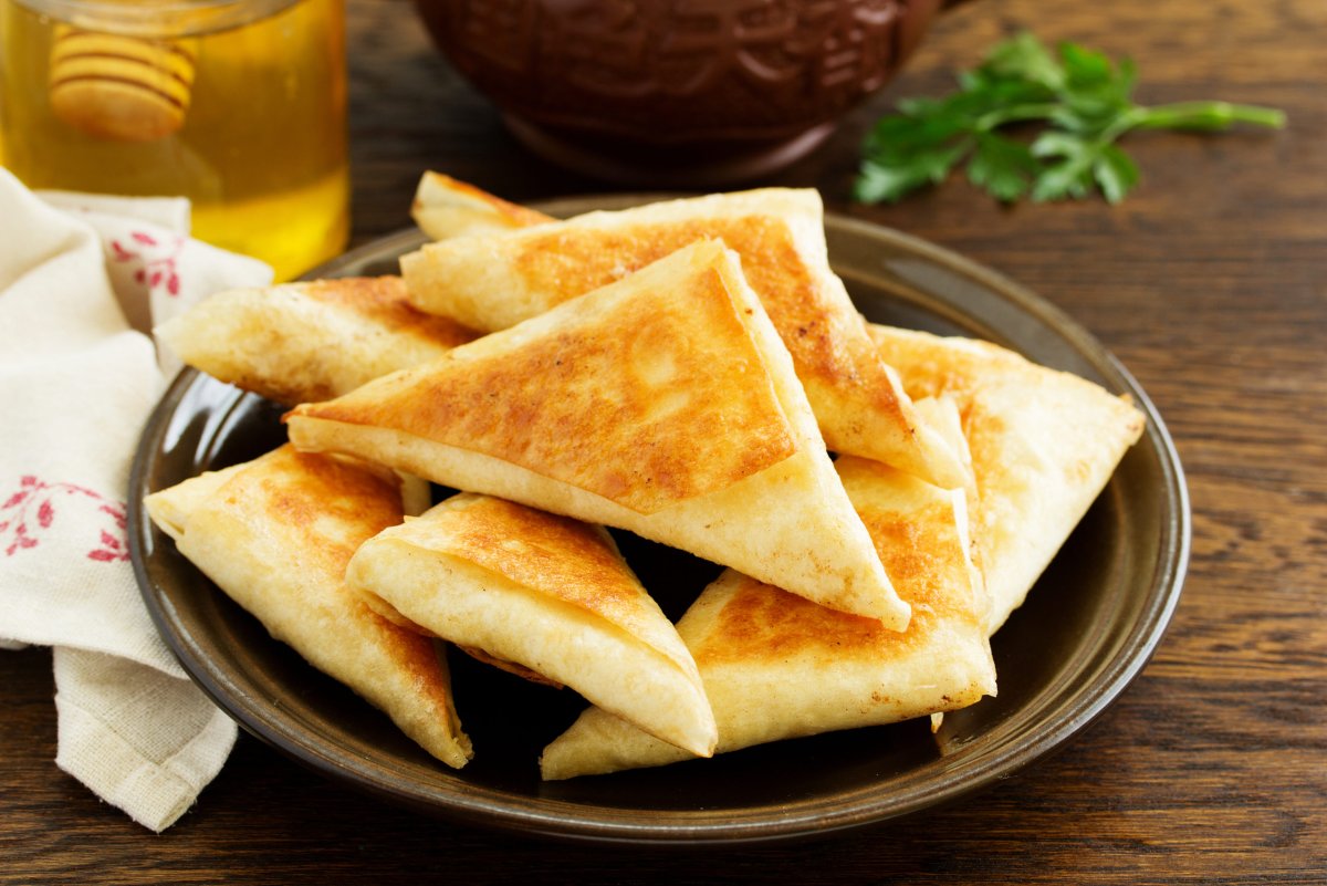 Кыстыбый из лаваша с картошкой