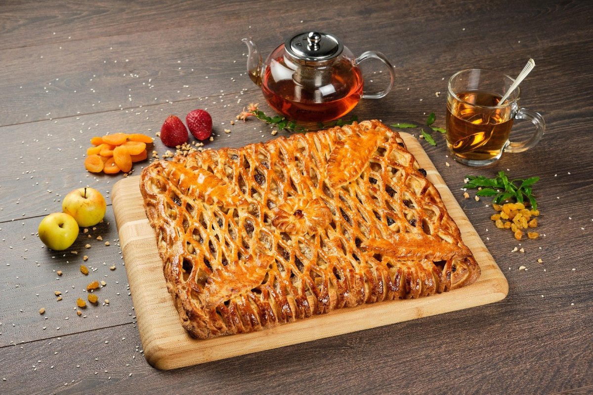 Слоеный пирог курага