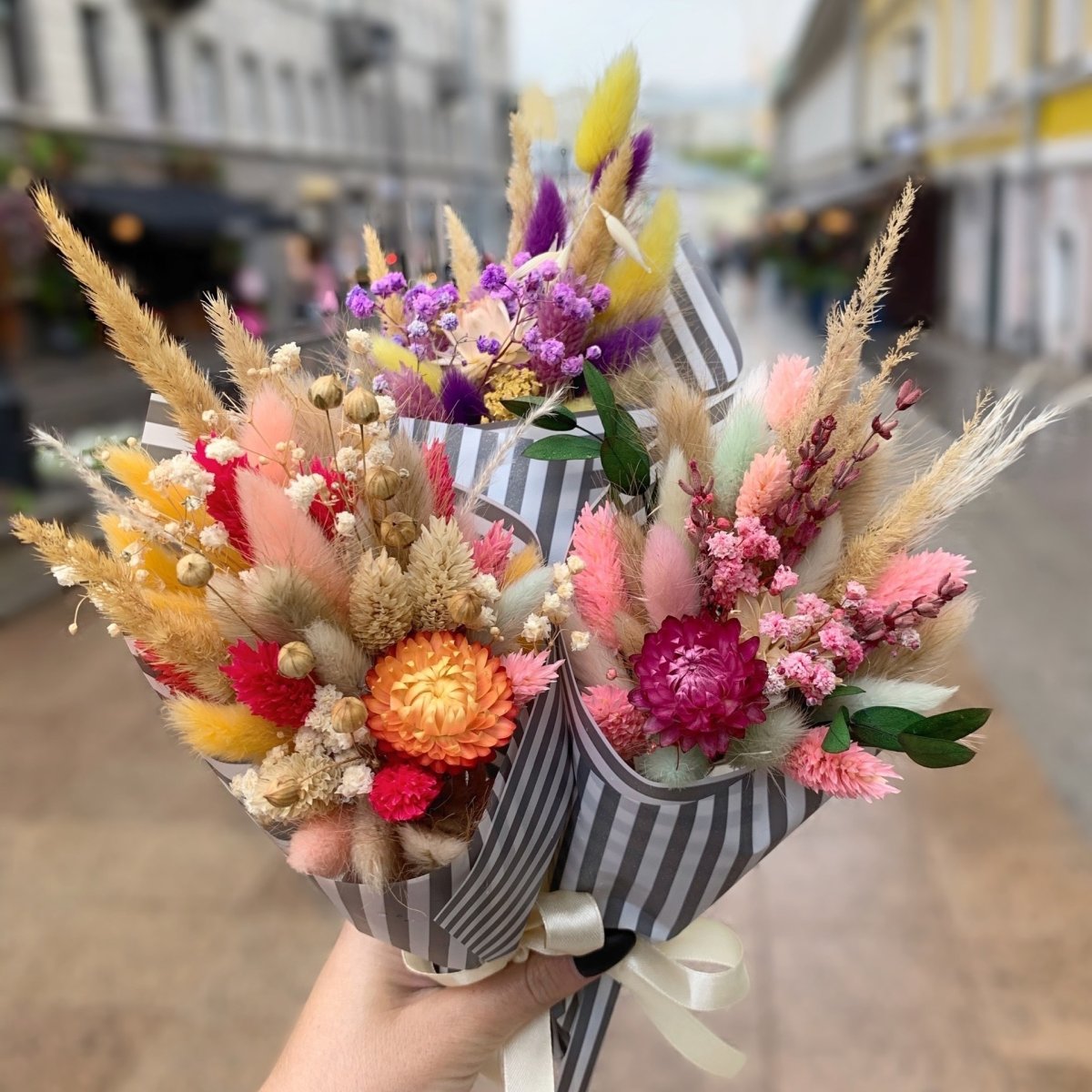Маленькая композиция из сухоцветов