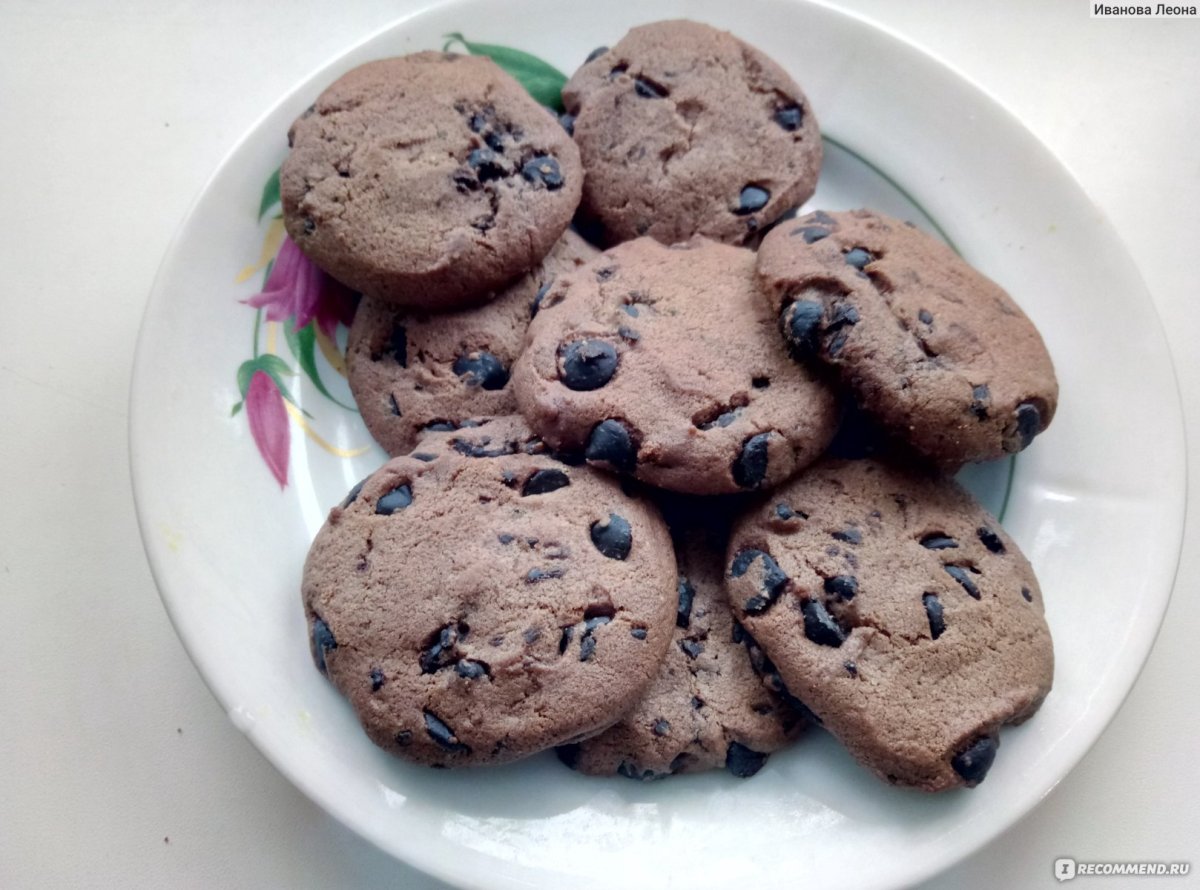 Печенье с конфетной крошкой