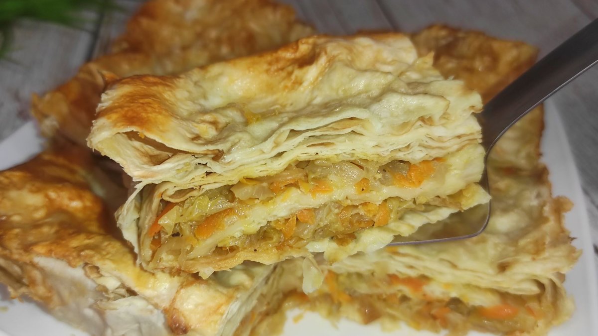 Пирог с капустой вкусно и грустно