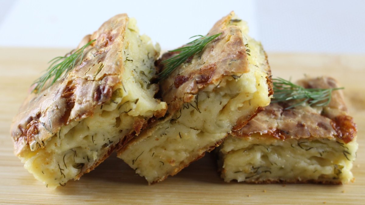 Пирог с овощами и сыром