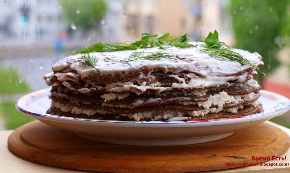 Печёночный торт из куриной печени с молоком