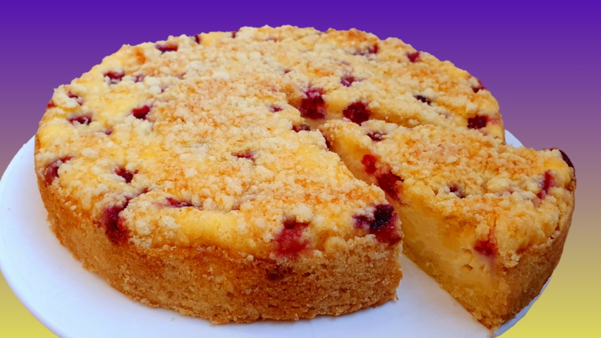 Пирок песочный с творогом и вишней