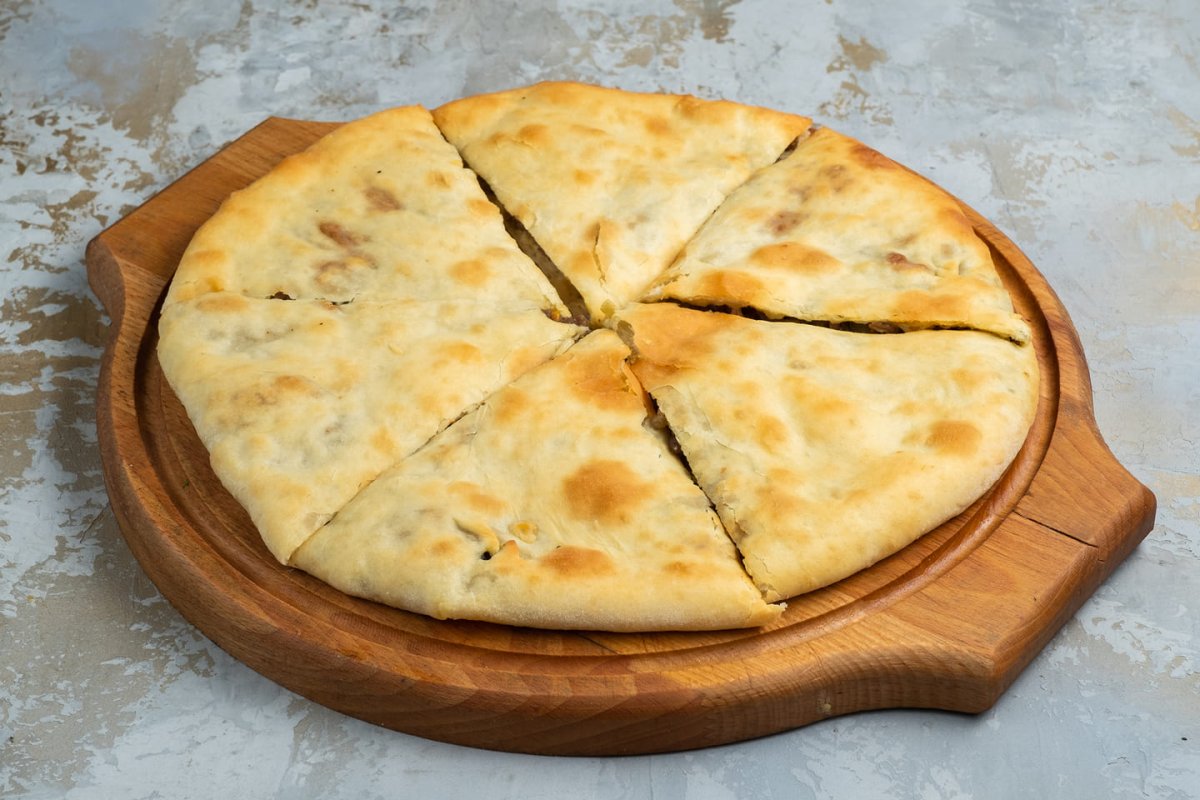Кубдари хачапури с мясом