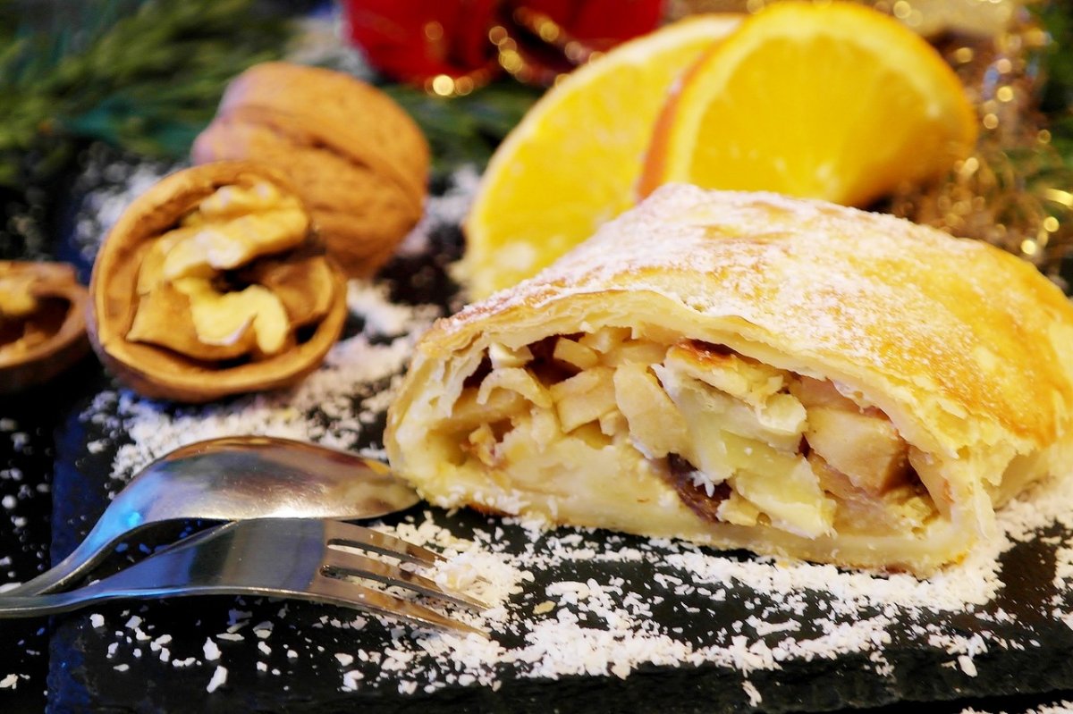 Яблочный штрудель (Apfelstrudel)