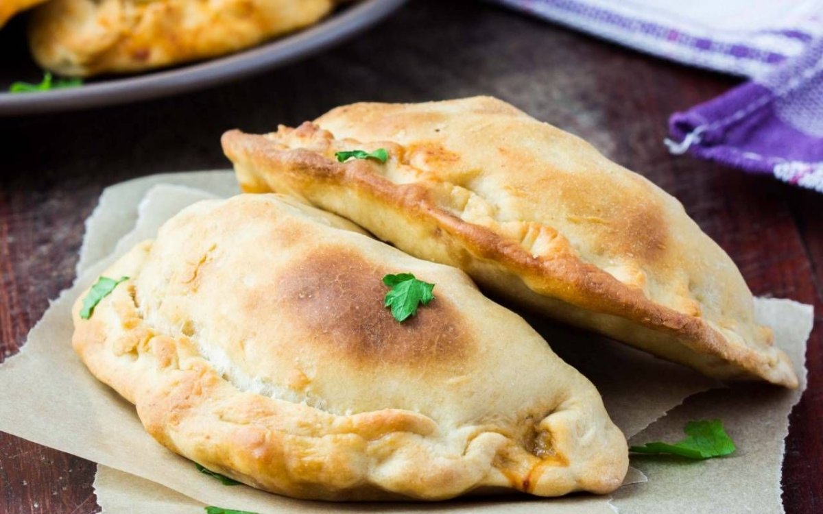 Кальцоне де Маре